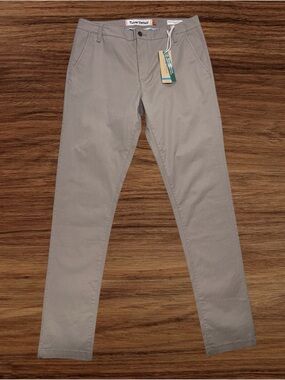 Tailor Vintage Khaki Chino Pants Connecticut Originals Slim Fit. Size 32/34